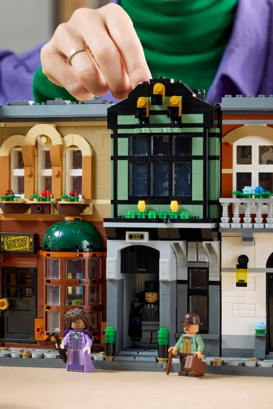 LEGO Icons 10351 Sherlock Holmes Book Nook