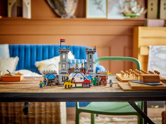 LEGO 31168 Creator Medieval Horse Knight Castle