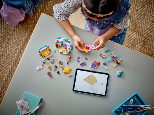 LEGO 42649 Friends Heartlake City Candy Store