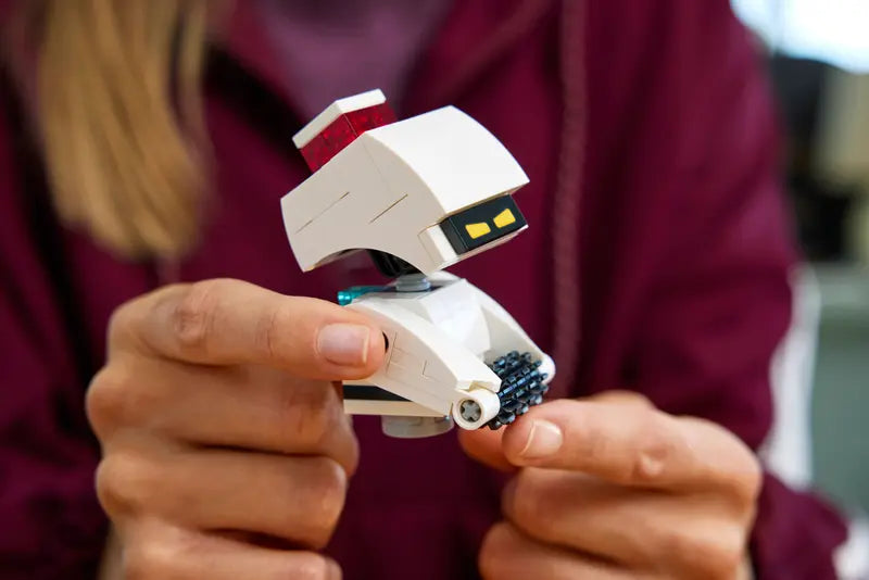 Lego 43279 Disney Pixar WALL-E and EVE