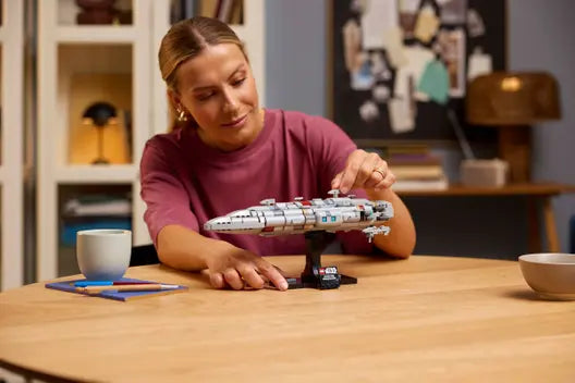 LEGO 75405 Star Wars Home One Starcruiser