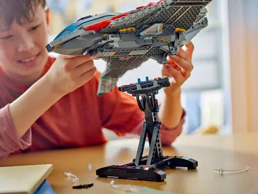 LEGO 76325 Marvel Avengers Age of Ultron Quinjet