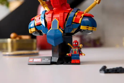 LEGO 76326 Marvel Iron Spider-Man Bust