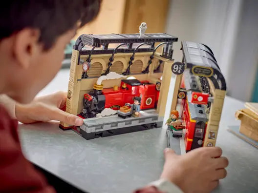 Lego 76450 Book Nook Hogwarts™ Express