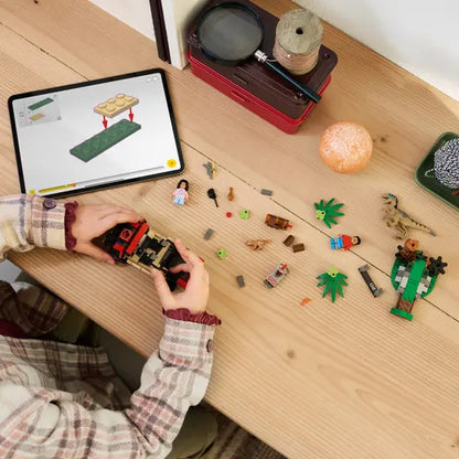 LEGO 76972 Jurassic World Raptor Off-Road Escape