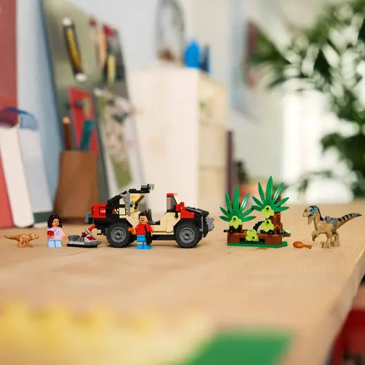 LEGO 76972 Jurassic World Raptor Off-Road Escape