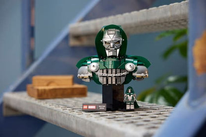 LEGO 76345 Avengers Doctor Doom Bust