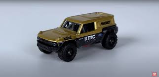 hot wheels PREMIUM ford BRONCO R truck ‘17 F-150 RAPTOR 2 pack