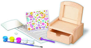 4M Design Your Own Fairy  Chest